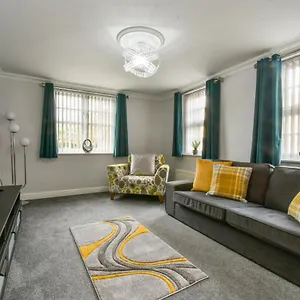 Phoenix Apartment Near The Station York